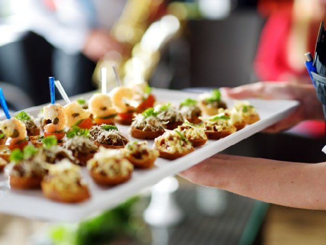 Boost Revenue by Adding Catering to Your Restaurant